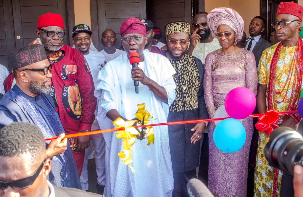 Good Deeds: How Businessman, Dr Ernest Azudialu Obiejesi's Donation of Ultra-modern Building Brought Peace and Unity To Okija 
